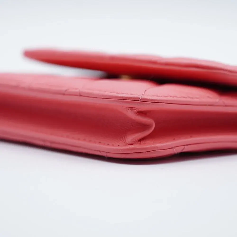 Chanel Pink Lambskin Quilted Pearl Crush Clutch With Chain - Picture 6 of 8